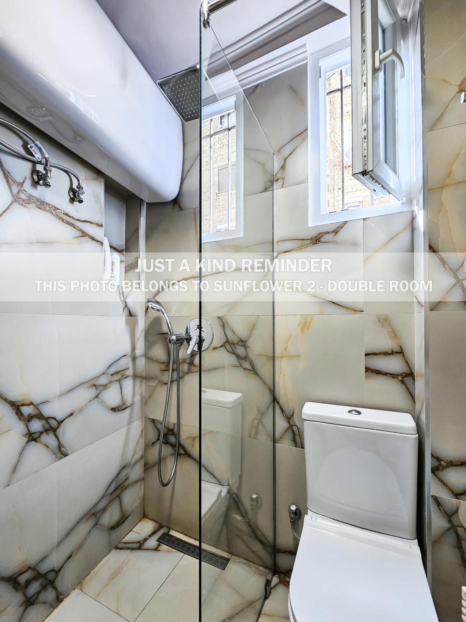 Sunflower Rooms Tirana Exterior photo
